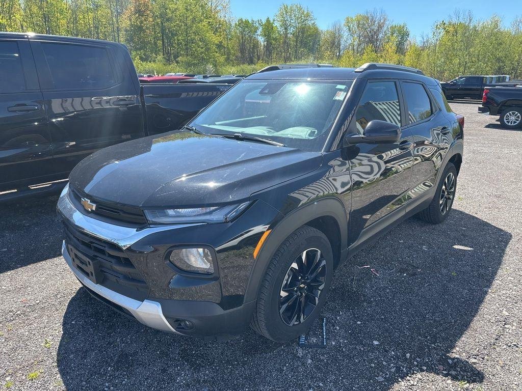 Used 2023 Black Metallic Chevrolet LT image 5