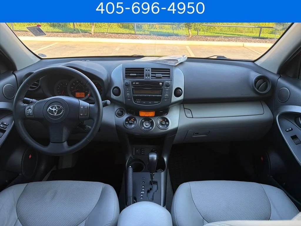 Pre-Owned 2011 Toyota RAV4 Ltd
