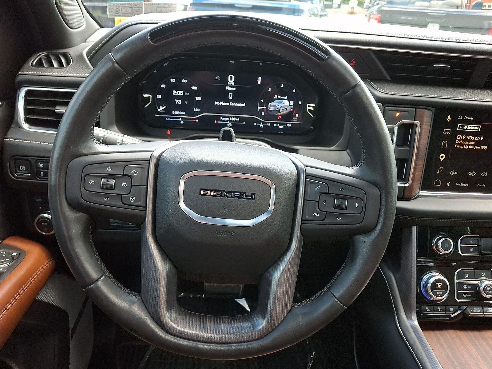 Used 2024 White Frost Tricoat GMC Denali Ultimate image 22