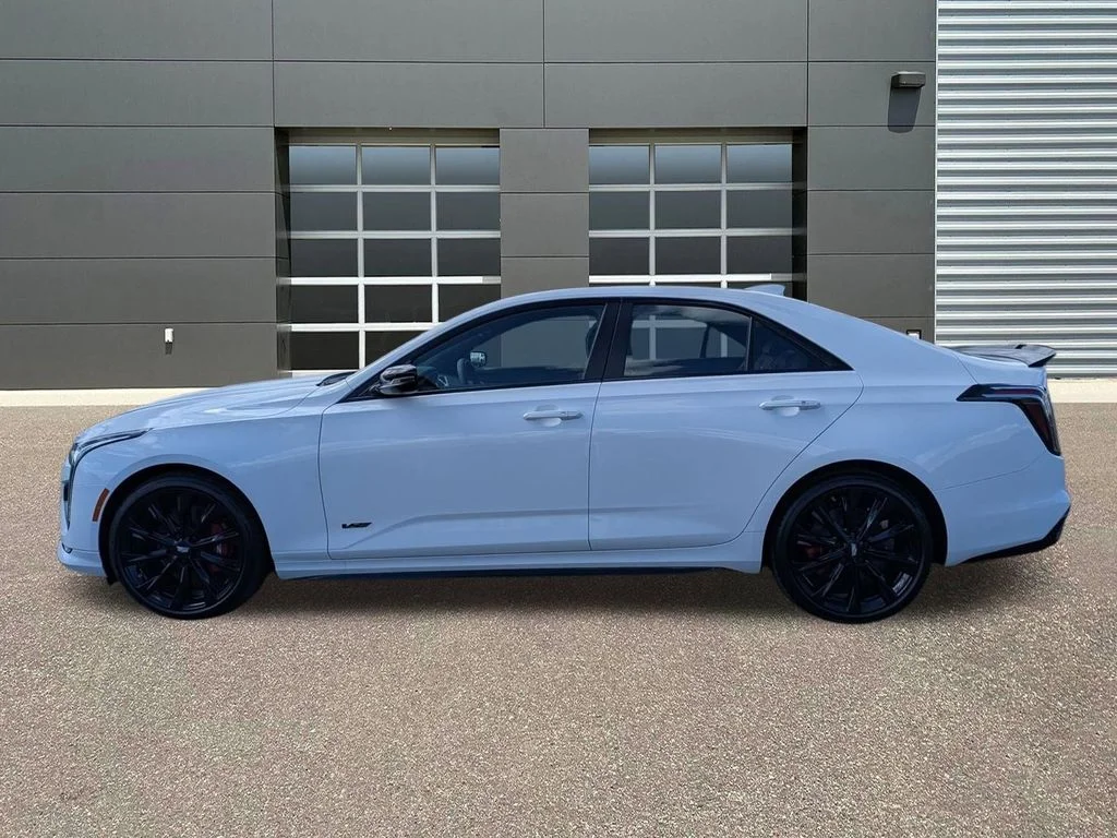 2026 Cadillac CT4 V-Series - Photo 22