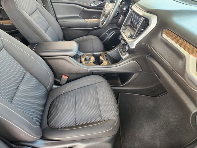 Used 2023 Ebony Twilight Metallic GMC SLE image 13