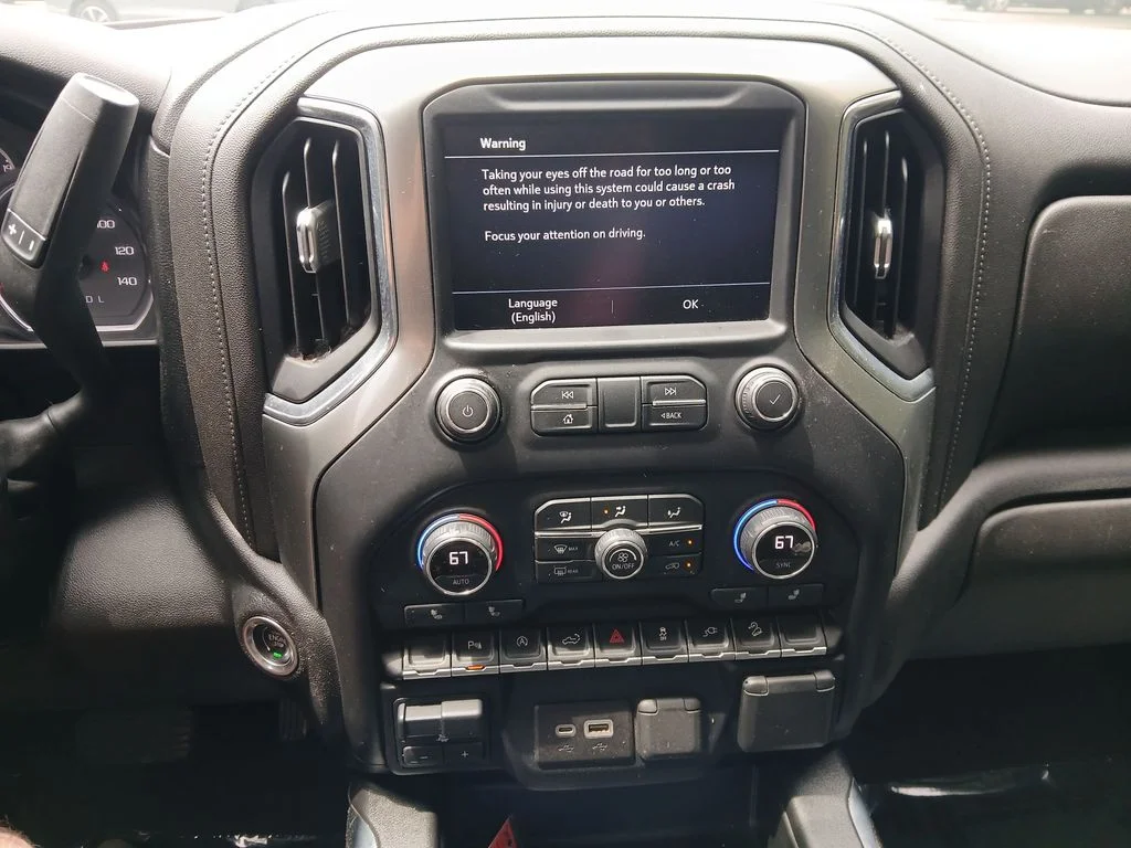Used 2021 Red Chevrolet RST image 28