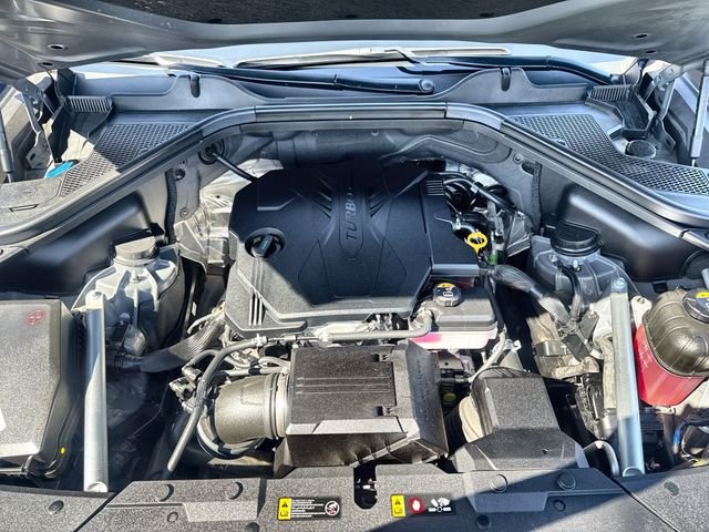 Used 2022 Gray Genesis 2.5T image 18