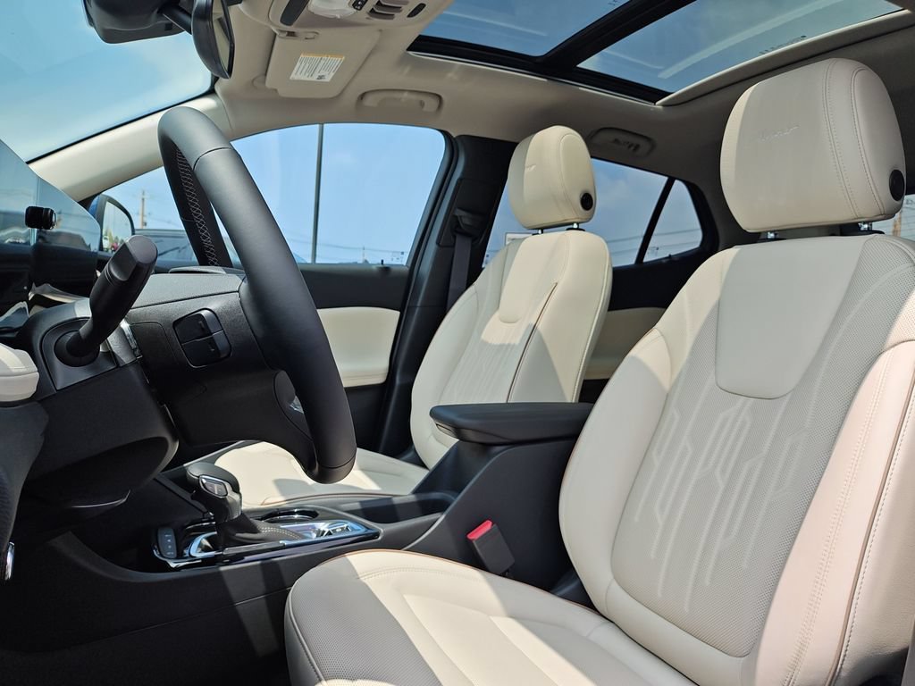 New 2026 Ocean Blue Metallic Buick Avenir image 13