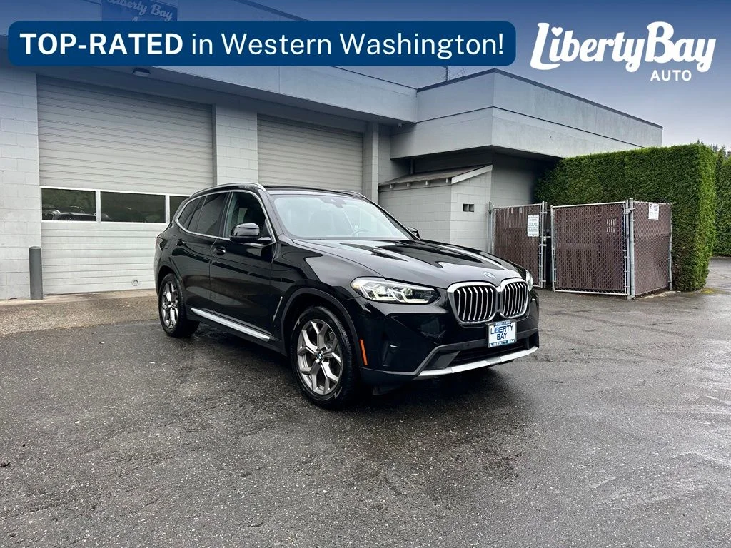 Used 2022 Black BMW xDrive30i image 26