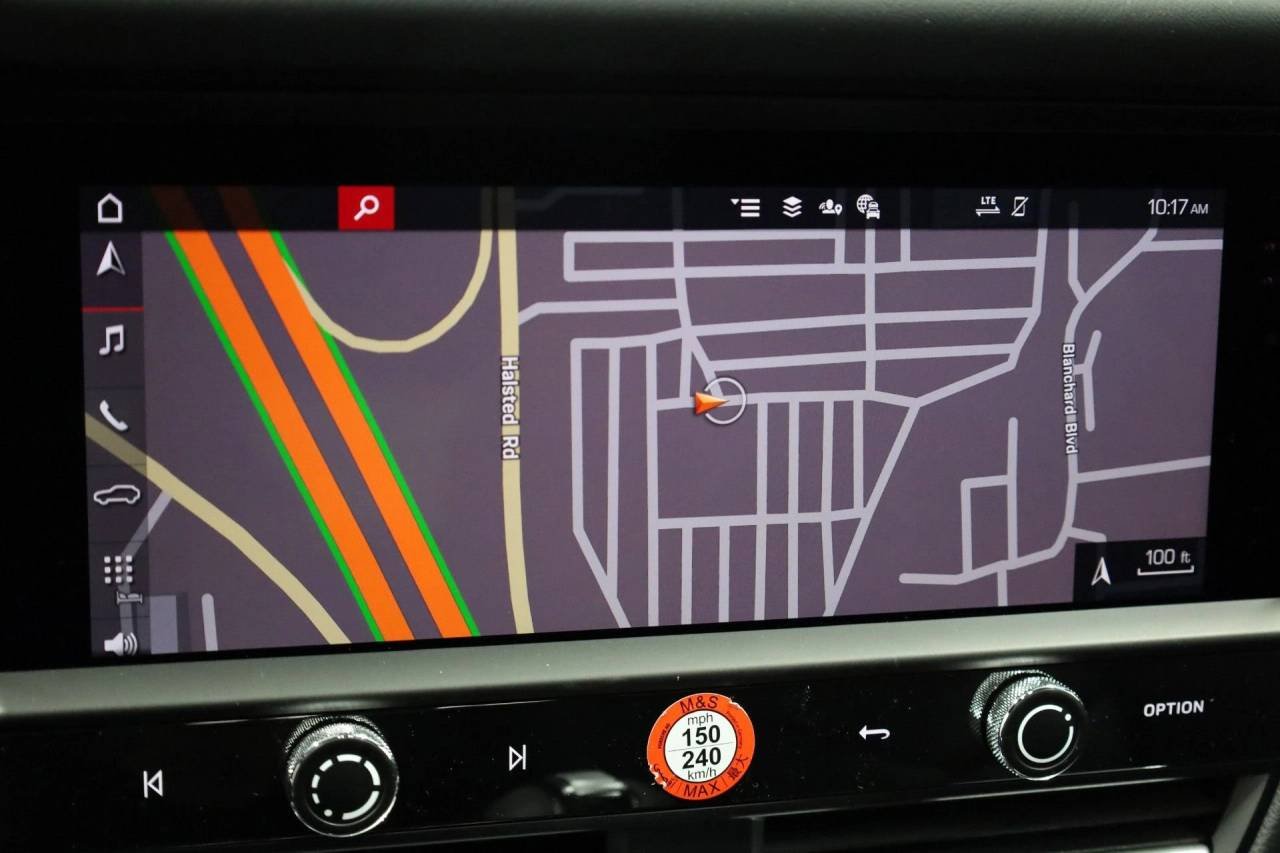 2026 Porsche Macan T - Photo 33