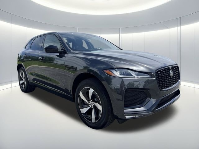 Used 2026  Jaguar P400 R-Dynamic S image 7