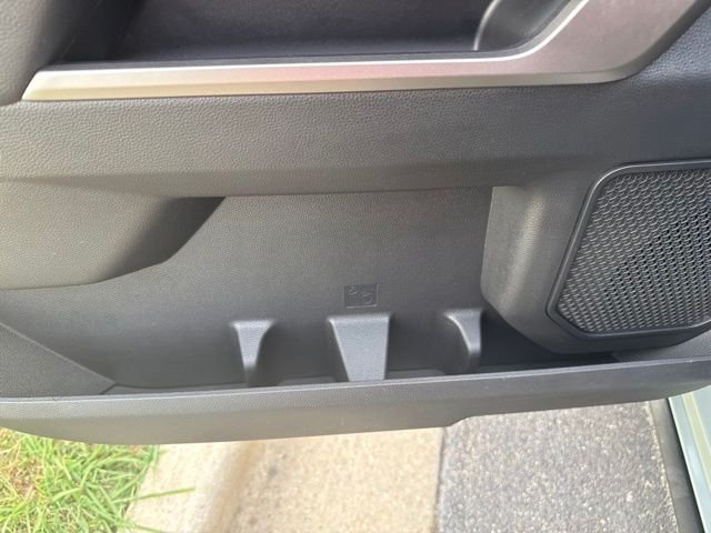 Used 2024  Toyota SR5 image 17