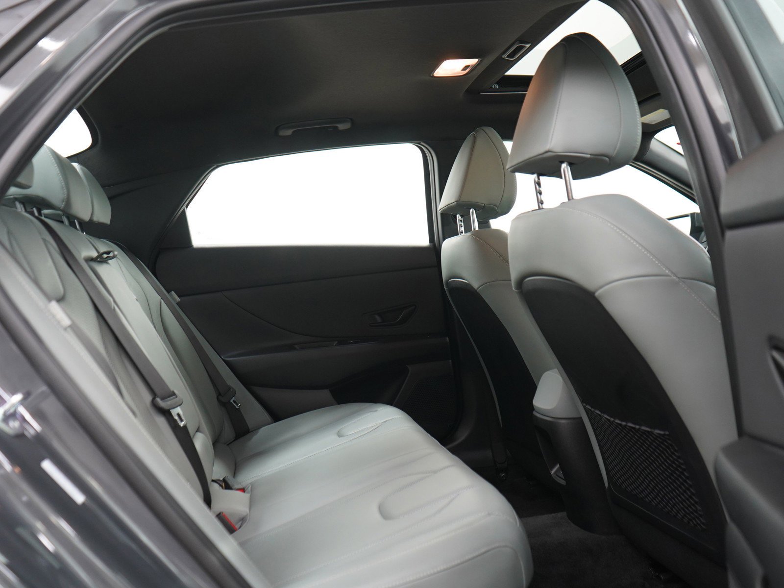 Certified Used 2025 Ecotronic Gray Hyundai Limited DCT image 12