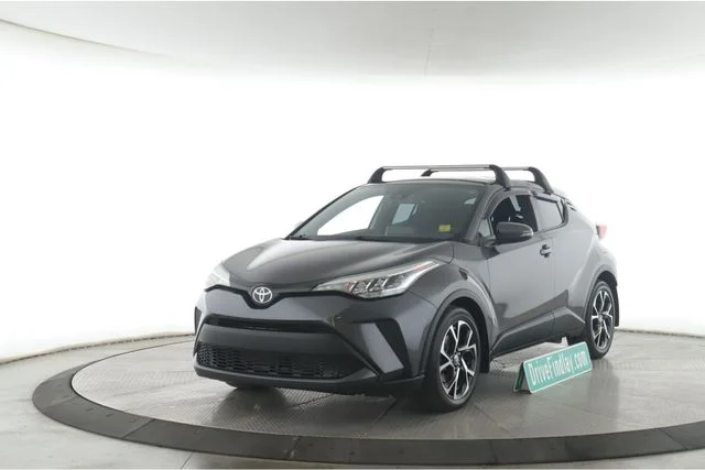 Used 2021 Gray Toyota XLE image 10