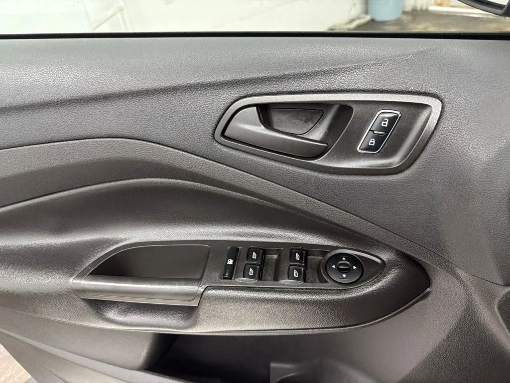 Used 2016 Gray Ford S image 18