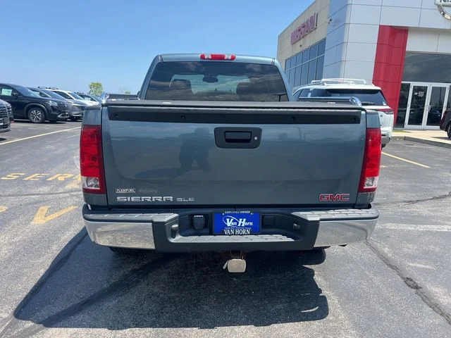 Used 2008 Stealth Gray Metallic GMC SLE1 image 6