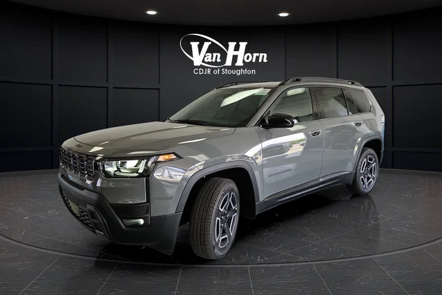 New 2026 Sting-Gray Clear-Coat Exterior Paint Jeep Limited image 7