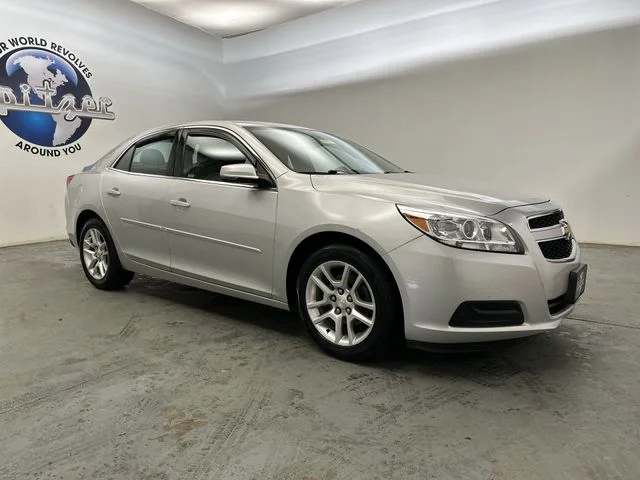 Used 2013 Silver Chevrolet LT image 2