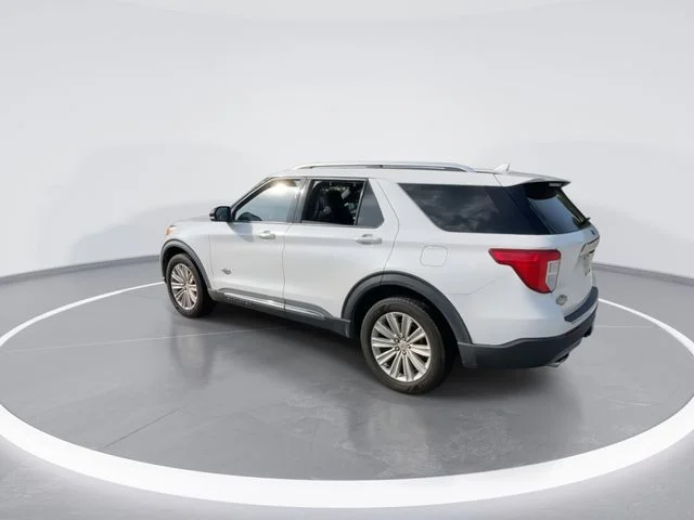 Used 2022 White Ford King Ranch image 6
