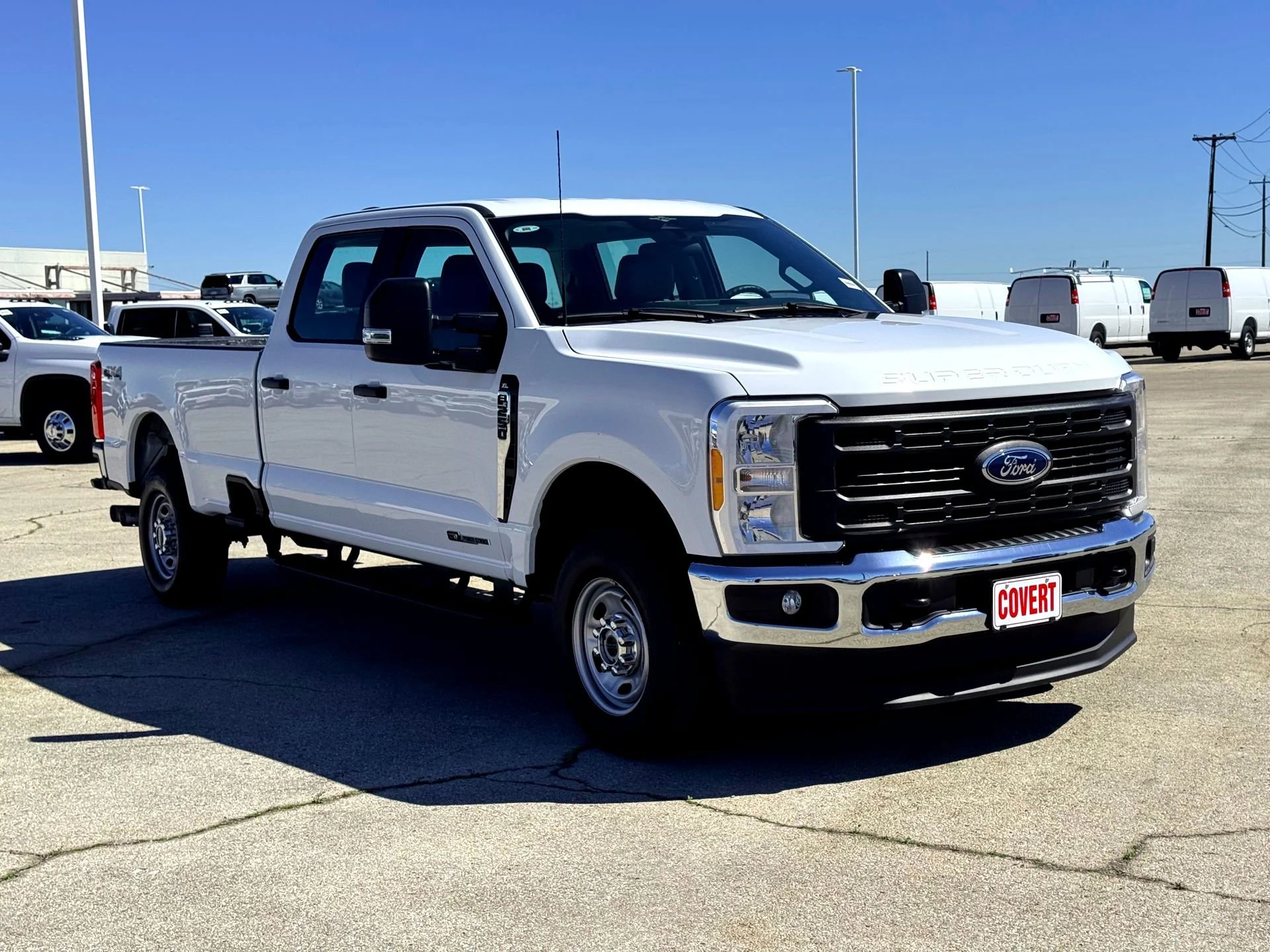 Used 2023  Ford XL image 5