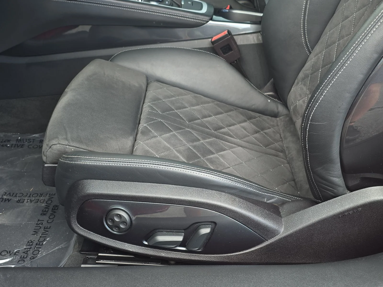 Used 2023 Red Audi 2.0T image 19