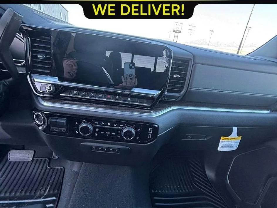 New 2025 Summit White Chevrolet LT image 14