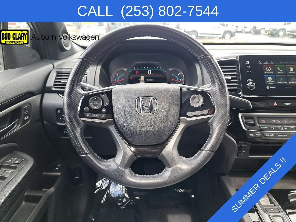 Used 2019 Black Honda Touring image 9