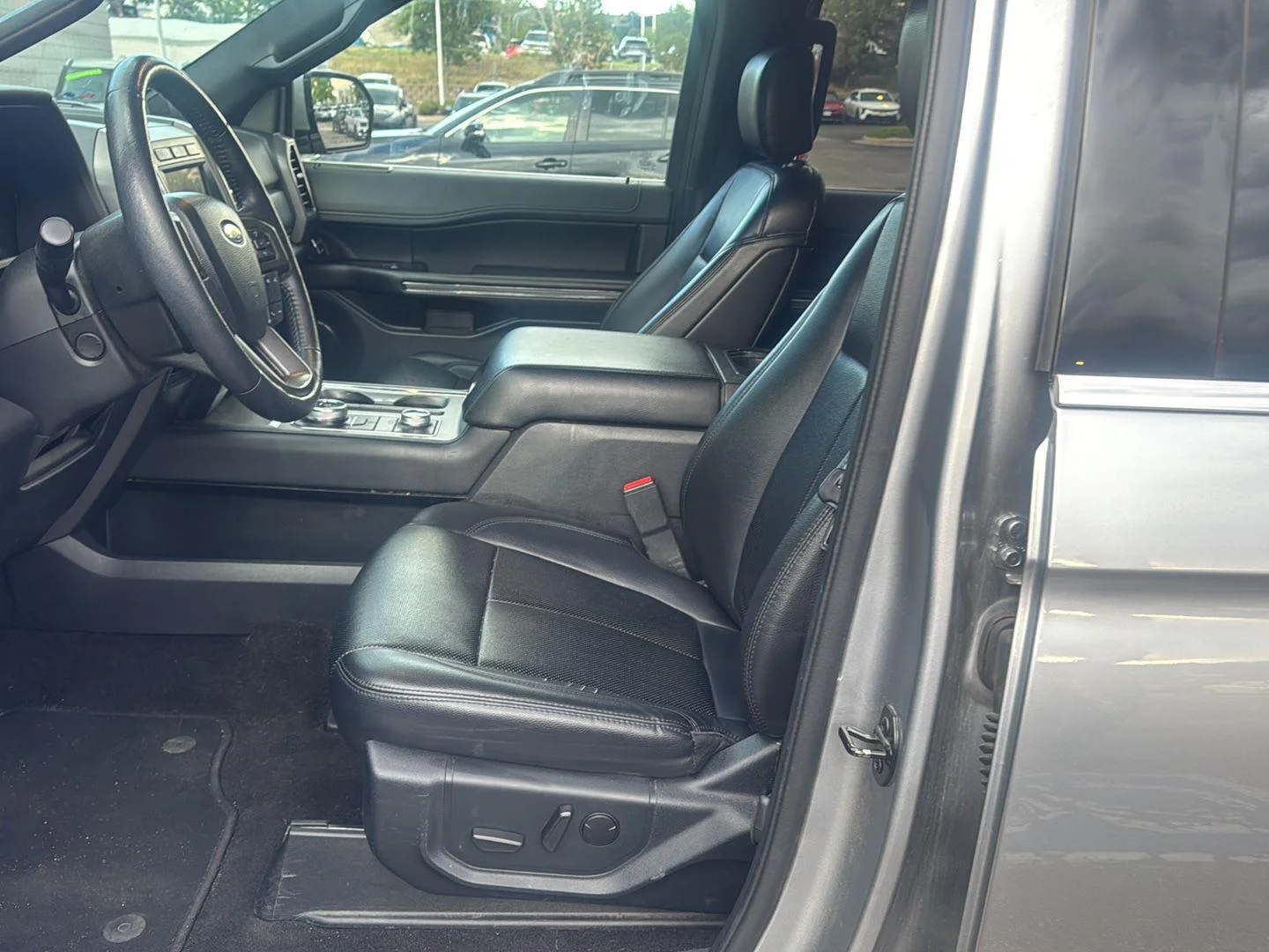 Used 2020 Iconic Silver Ford XLT image 7