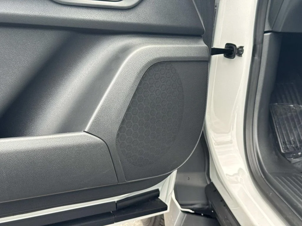 New 2026 Aspen White Tricoat Nissan SV image 23