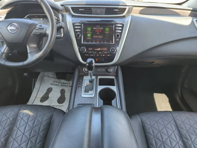 Used 2019 White Nissan Platinum image 27