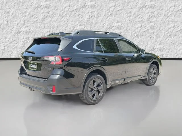 Used 2020 Crystal Black Silica Subaru Onyx Edition XT image 3
