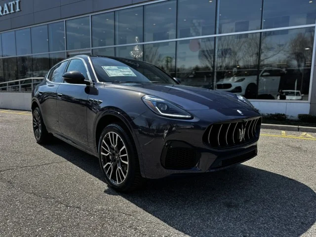 New 2025 Night Interaction Metallic Maserati Fuoriserie !! Night Interaction ~ image 3