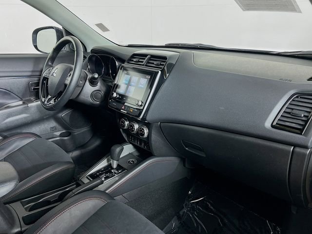 2024 Mitsubishi Outlander Sport SE - Photo 39