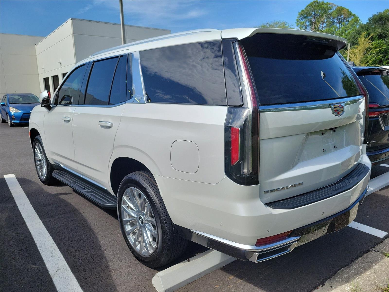 Used 2023 Crystal White Tricoat Cadillac 4WD Premium Luxury image 2