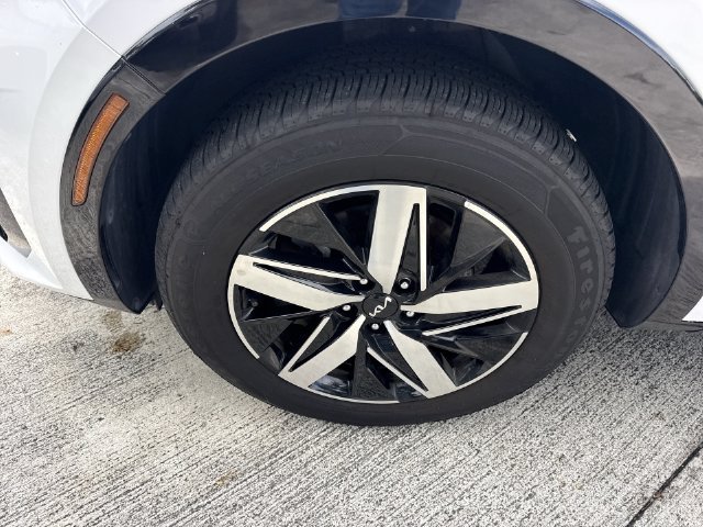 2022 Kia Sorento EX - Photo 10