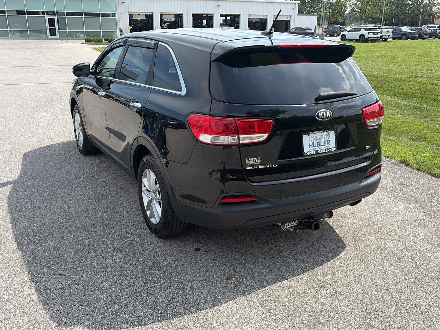 Used 2016  Kia L image 8