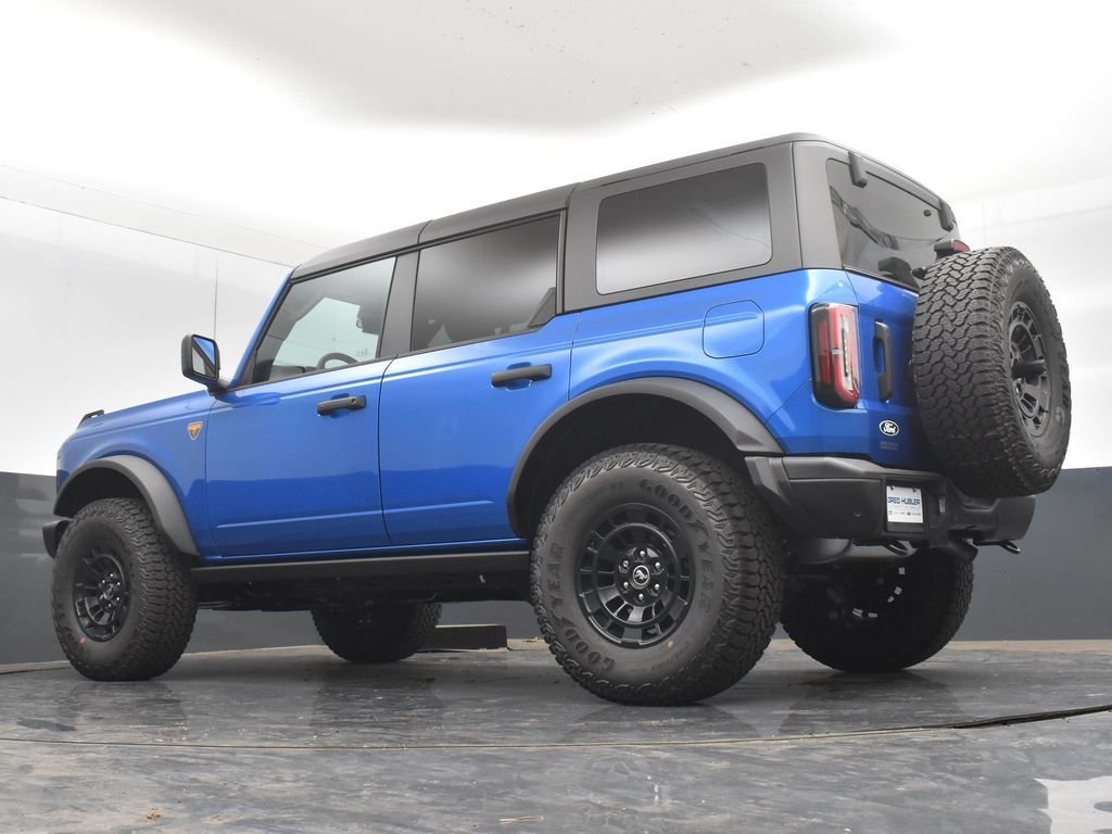 New 2026 Velocity Blue Metallic Ford Badlands® image 26