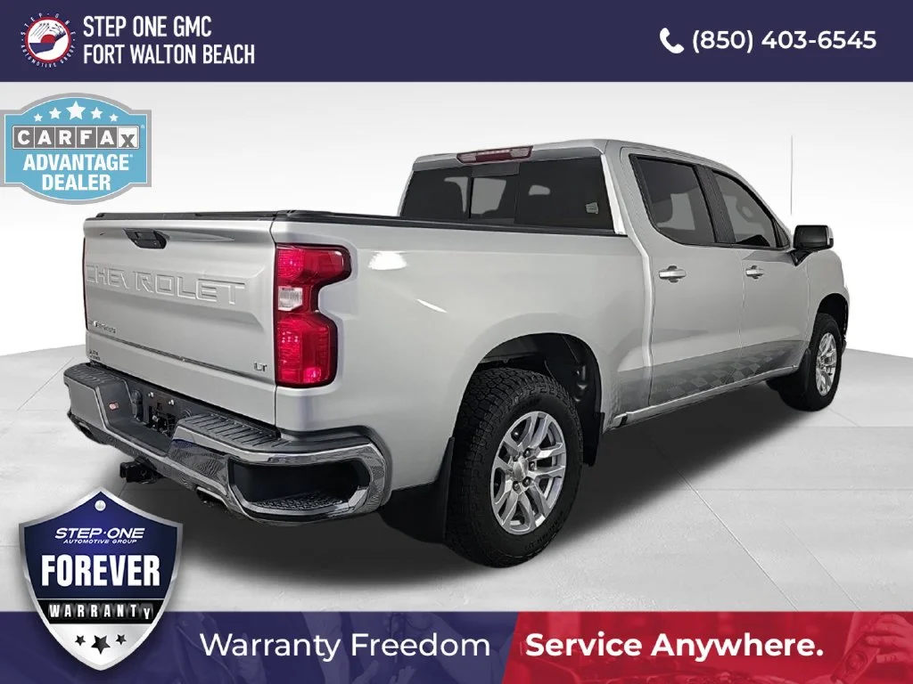 Used 2020 Silver Chevrolet LT image 5