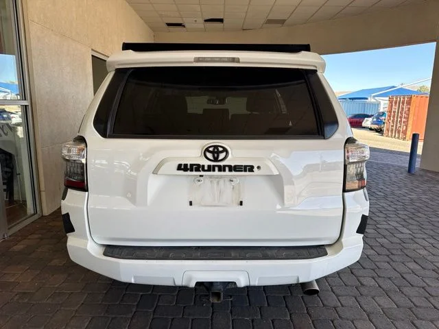 2020 Toyota 4Runner SR5 - Photo 3