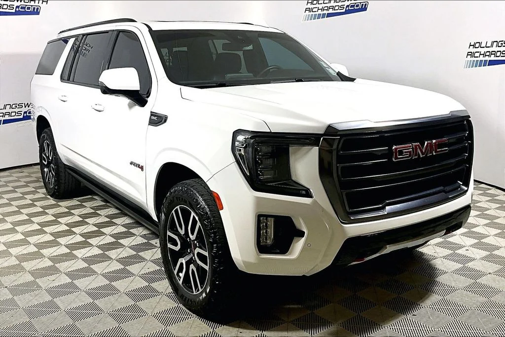 Certified Used 2024 Summit White GMC AT4 image 3