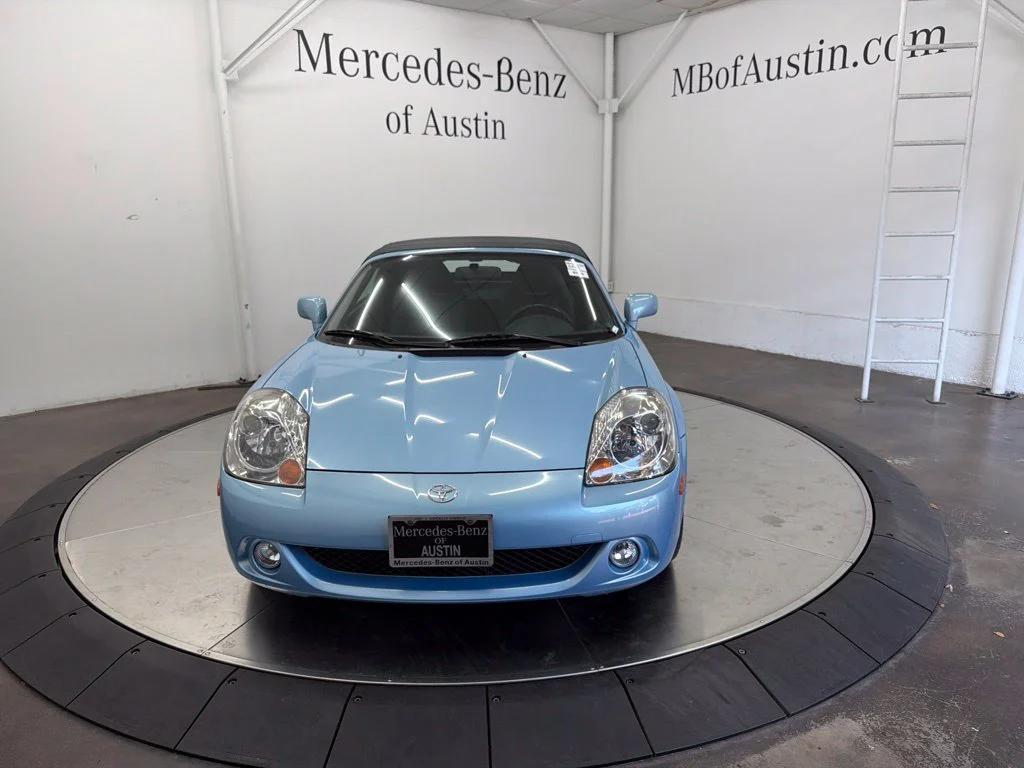 Used 2003 Blue Toyota Base image 2