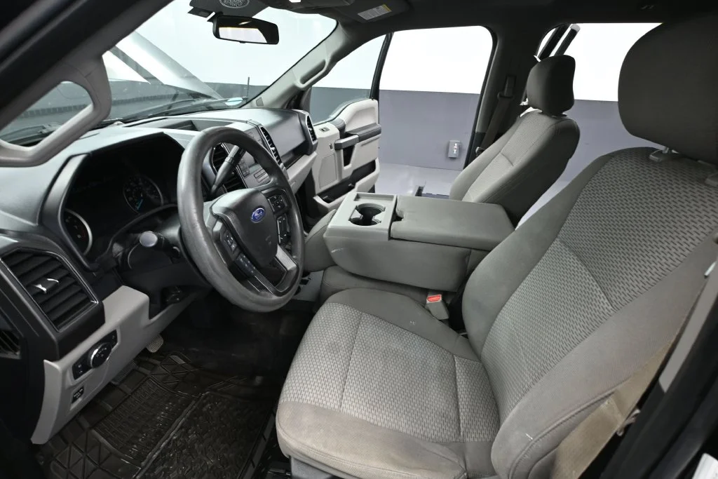 Used 2017 Black Ford XLT image 17
