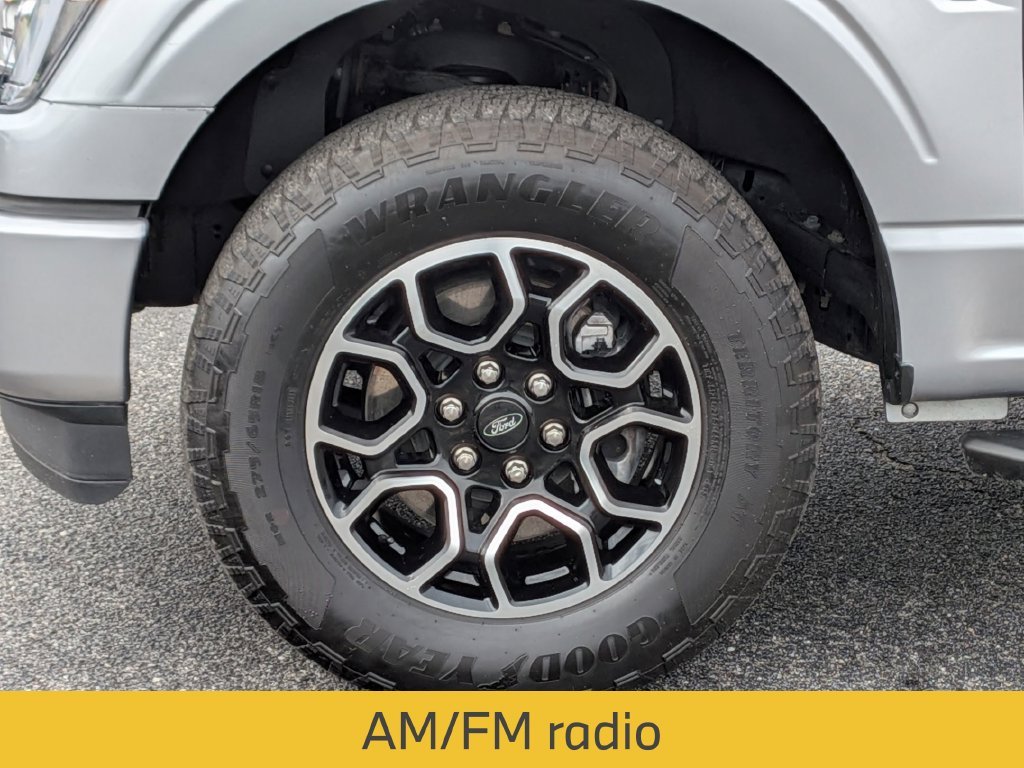 Used 2023 Silver Ford XLT image 12