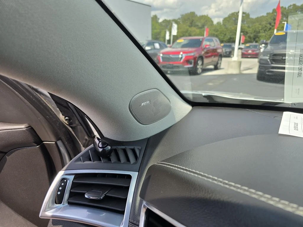 Used 2014 RADIANT SILVER METALLIC Cadillac Luxury Collection image 18