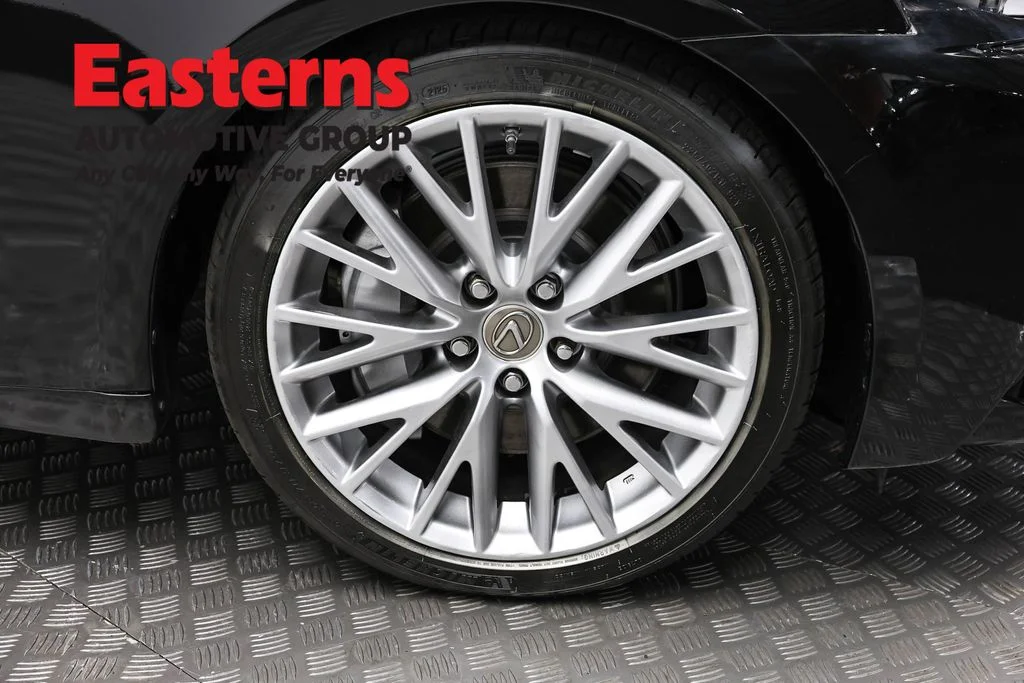 Used 2016 Black Lexus 300 image 33