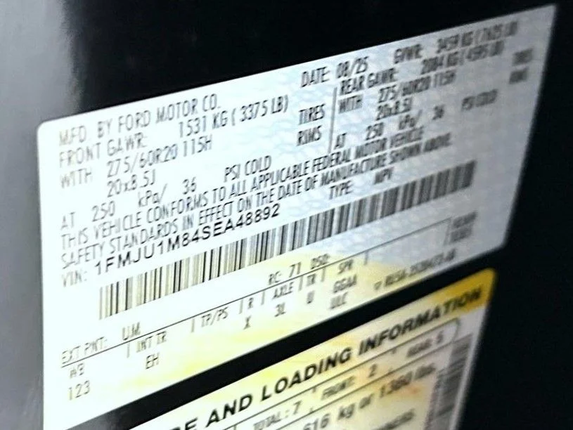 Used 2025 Black Ford Platinum image 29