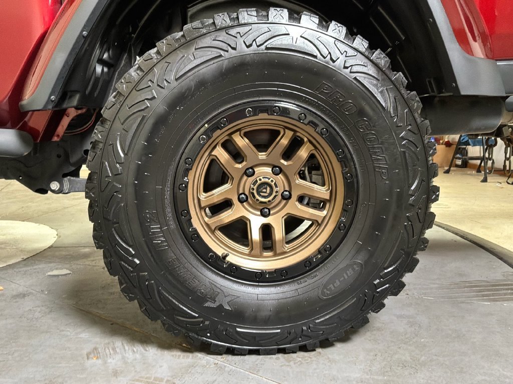 Certified Used 2021 Red Jeep Rubicon image 10