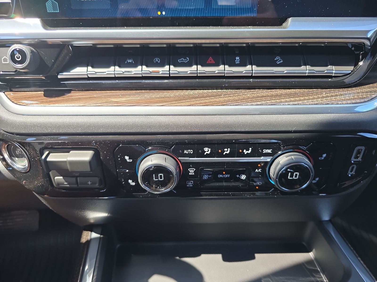 2026 Chevrolet Silverado 1500 RST - Photo 14