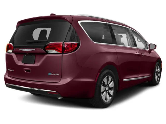 Used 2018 Chrysler Pacifica Hybrid Limited with VIN 2C4RC1N7XJR318287 for sale in Mankato, Minnesota