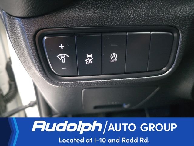 2025 Kia Soul LX - Photo 12