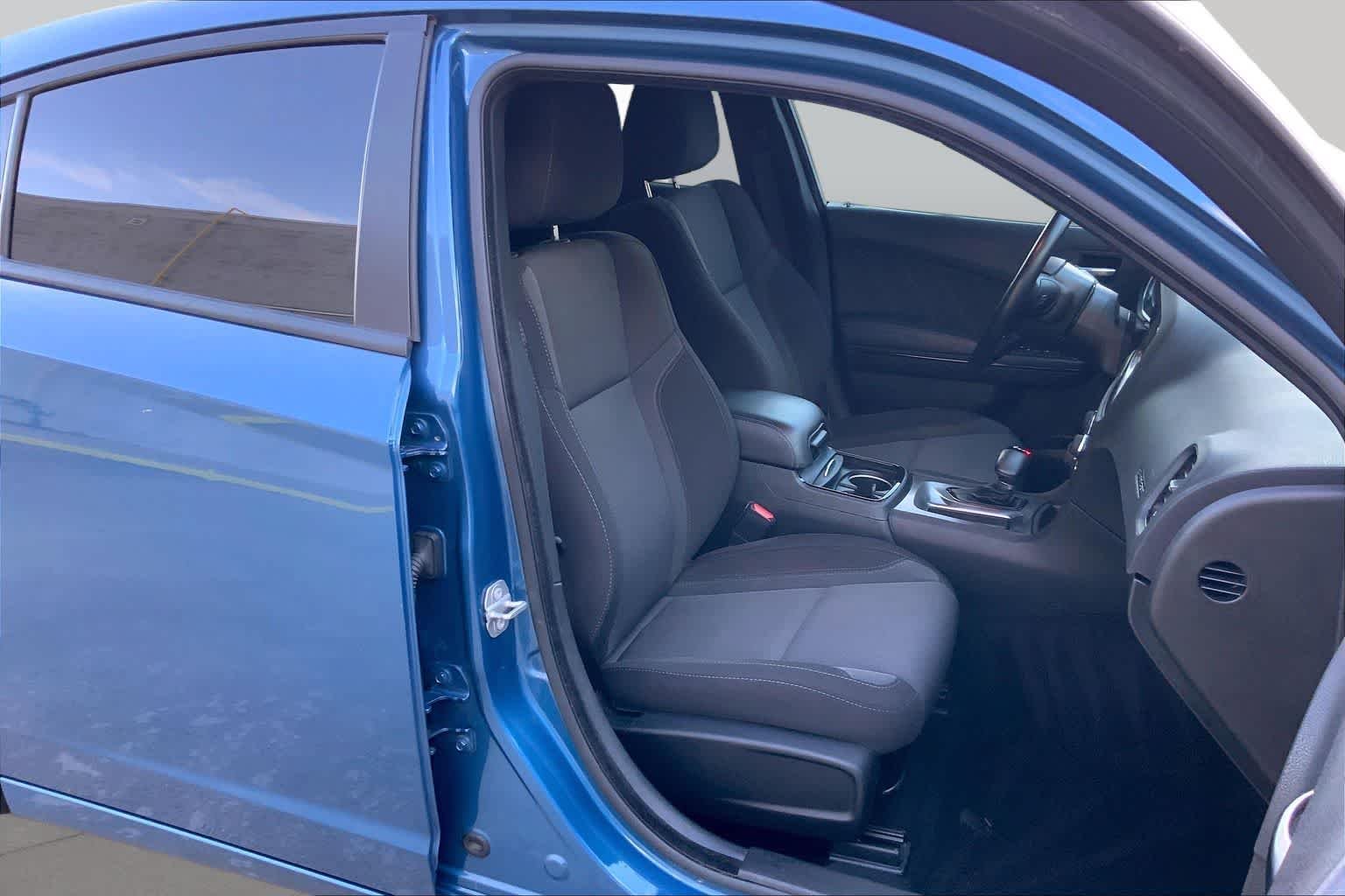 Used 2020 Frostbite Dodge SXT image 9
