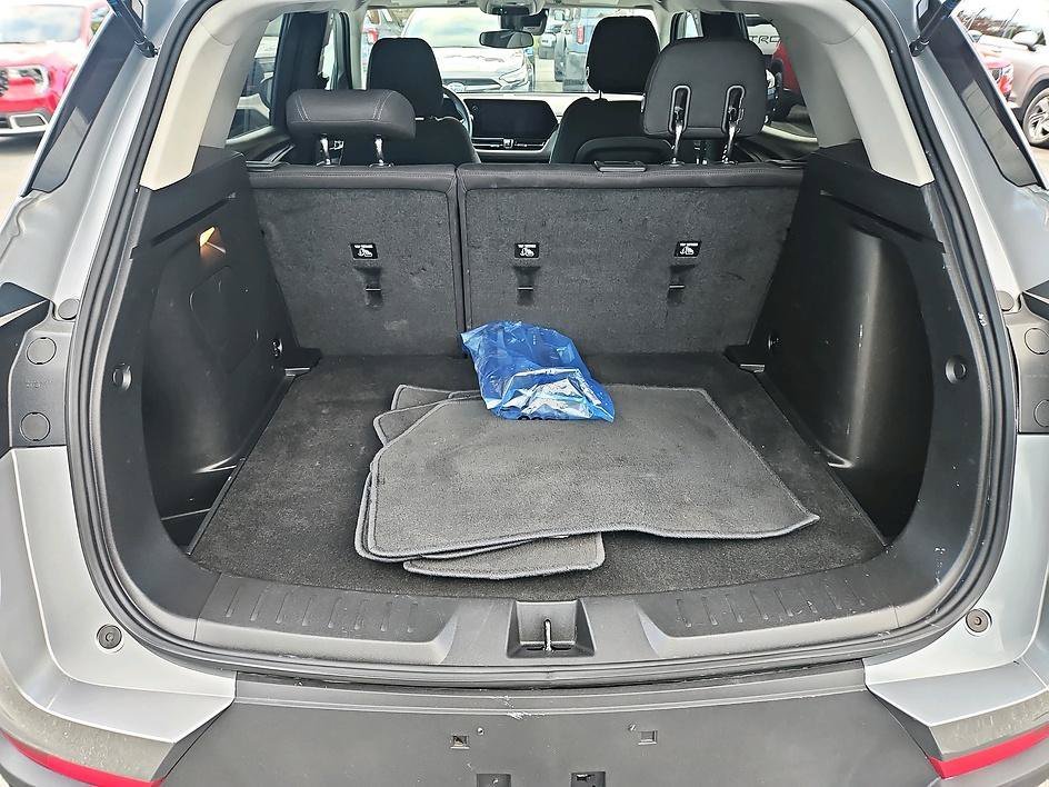 Used 2025 Sterling Gray Metallic Chevrolet LT image 8