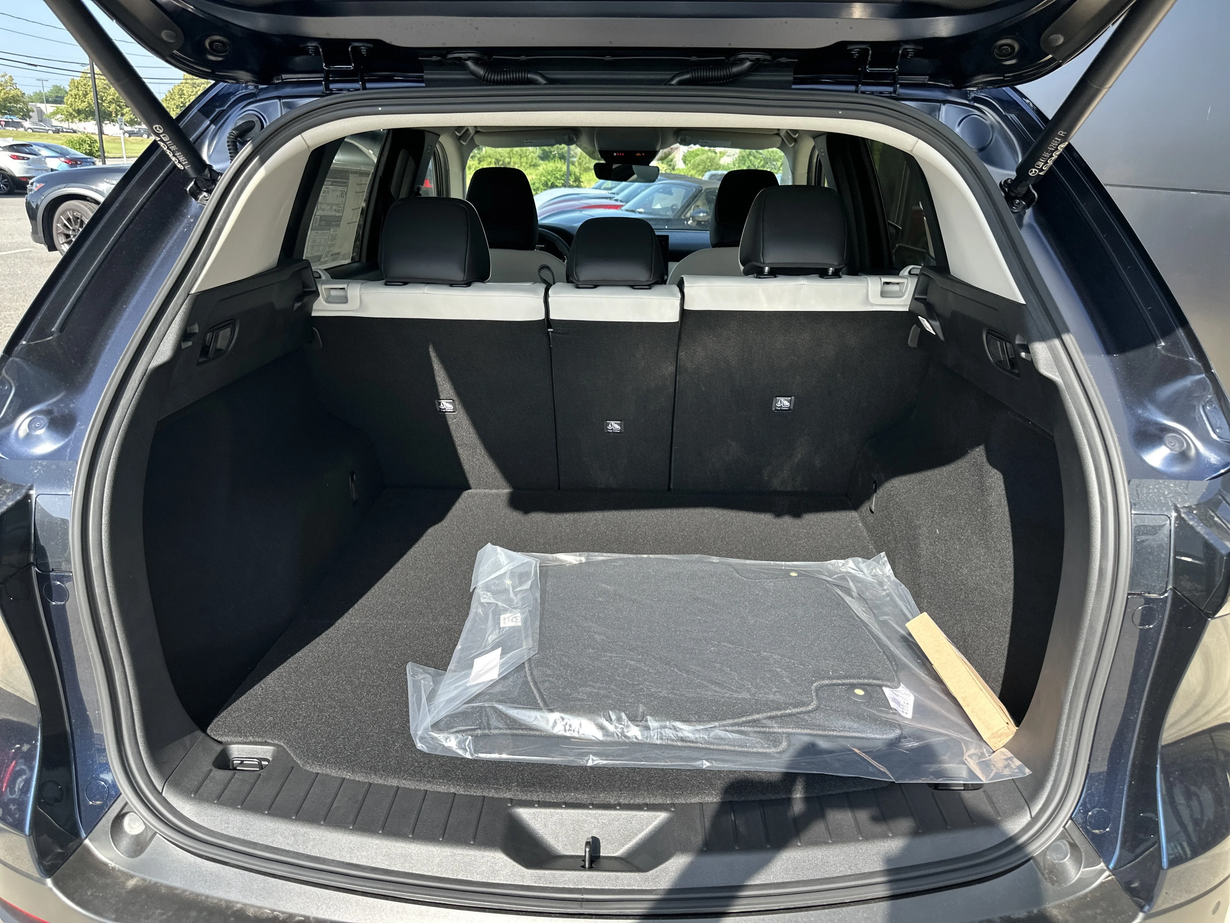 New 2026 Navy Blue Mica Mazda 2.5 S Preferred AWD image 16