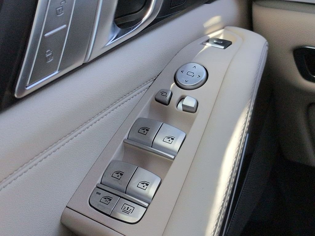 New 2027 Blue Ridge Mountain Metallic BMW xDrive40i image 25